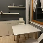 Haus Mit Terrasse Am Sonnenuntergang Tatil Evi