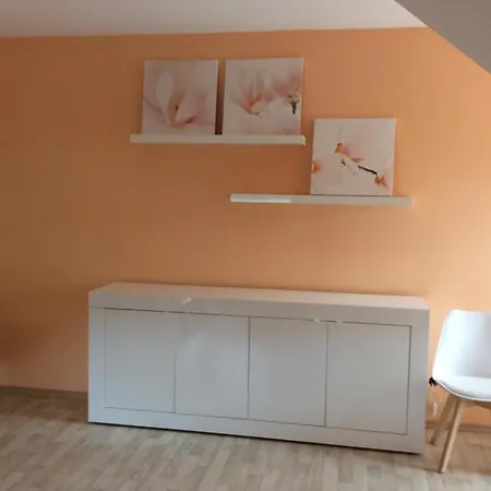 Haus Mit Terrasse Am Sonnenuntergang 度假居 布鲁克