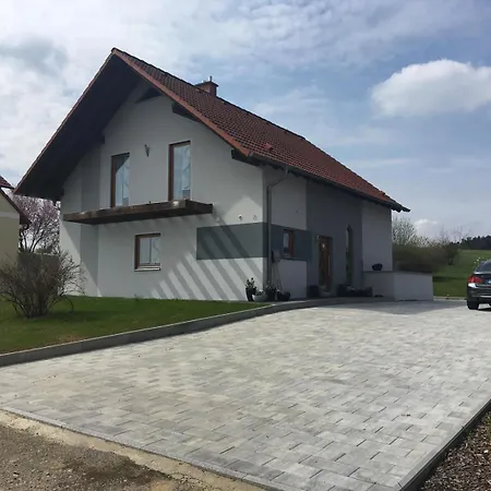 Haus Mit Terrasse Am Sonnenuntergang * Bruck in der Oberpfalz