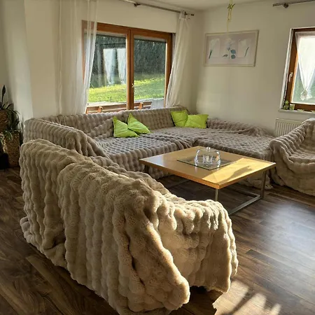 Haus Mit Terrasse Am Sonnenuntergang Holiday home